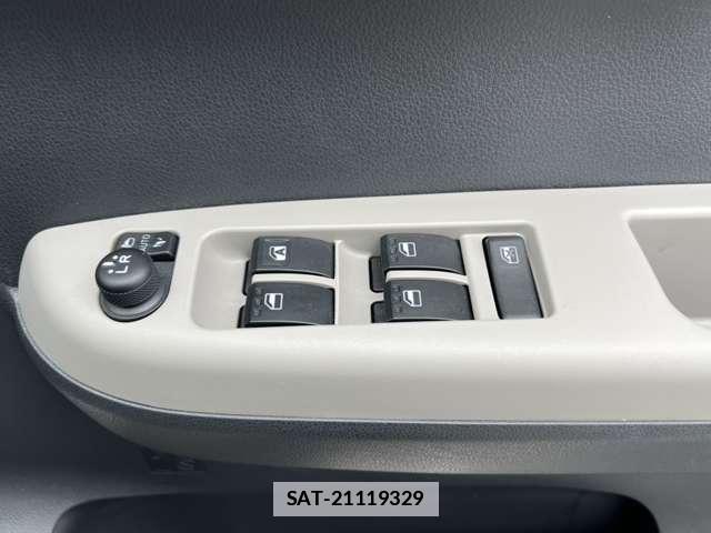 Toyota PASSO 2022-05 7793686-6