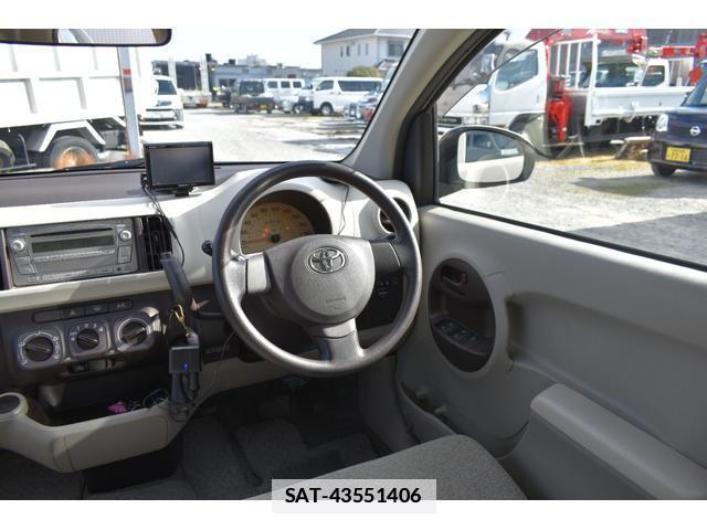 Toyota PASSO 2010-11 7796529-11