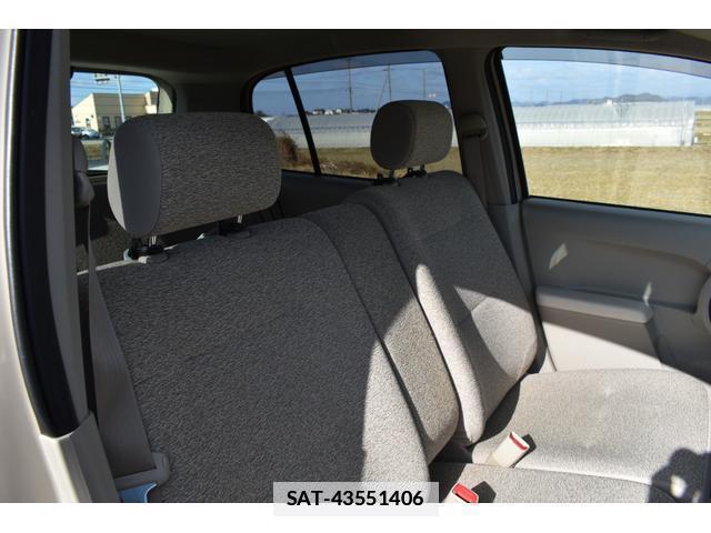 Toyota PASSO 2010-11 7796529-5