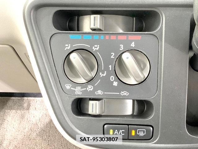 Toyota PASSO 2017-02 7799638-4