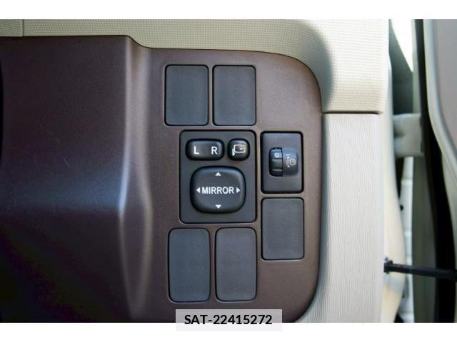 Toyota PASSO 2012 7801850-3
