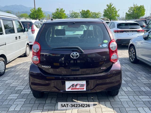 Toyota PASSO 2013-02 7801874-9