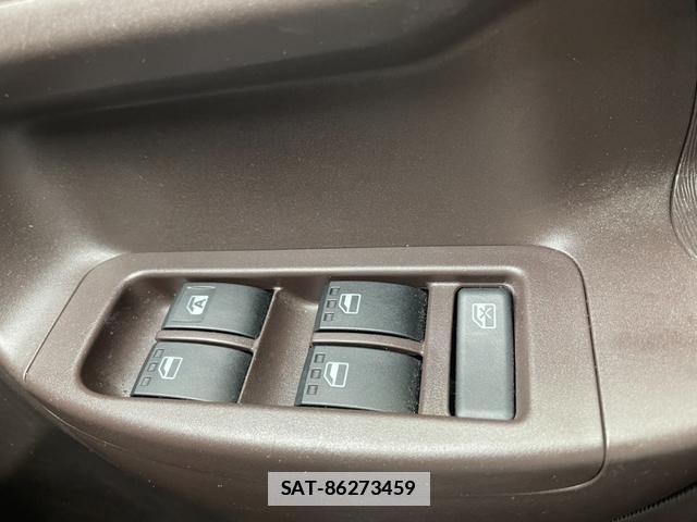 Toyota PASSO 2015-06 7801999-11