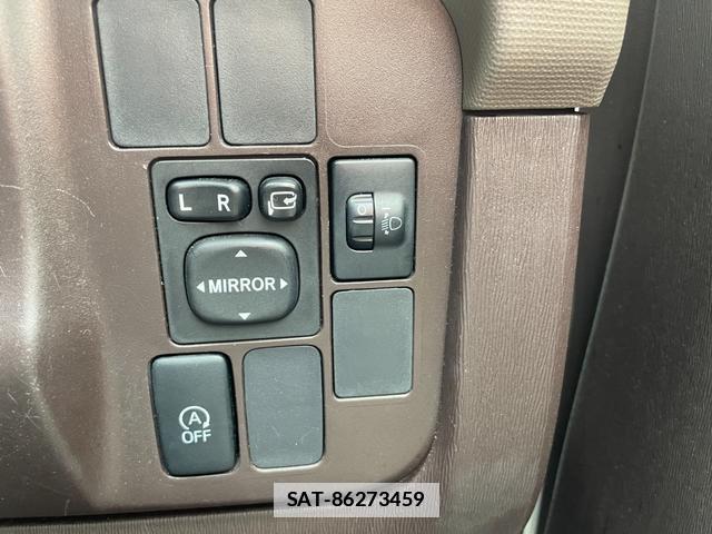Toyota PASSO 2015-06 7801999-8