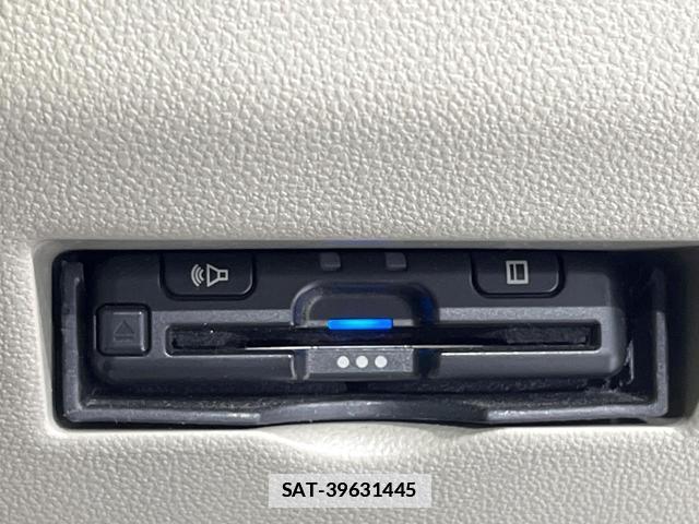 Toyota PASSO 2017-06 7808058-6