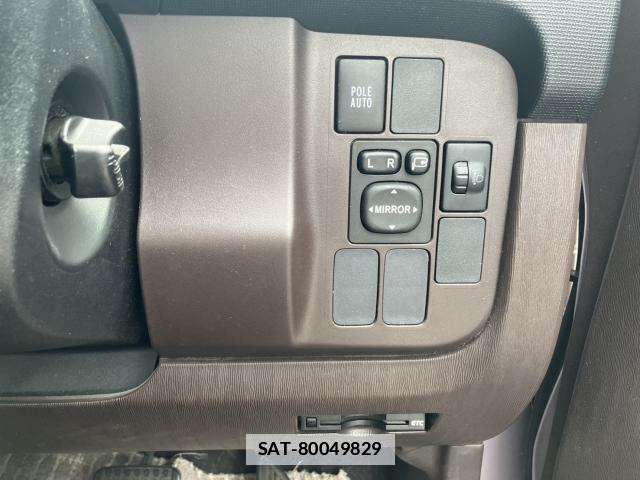 Toyota PASSO 2013-08 7810237-7