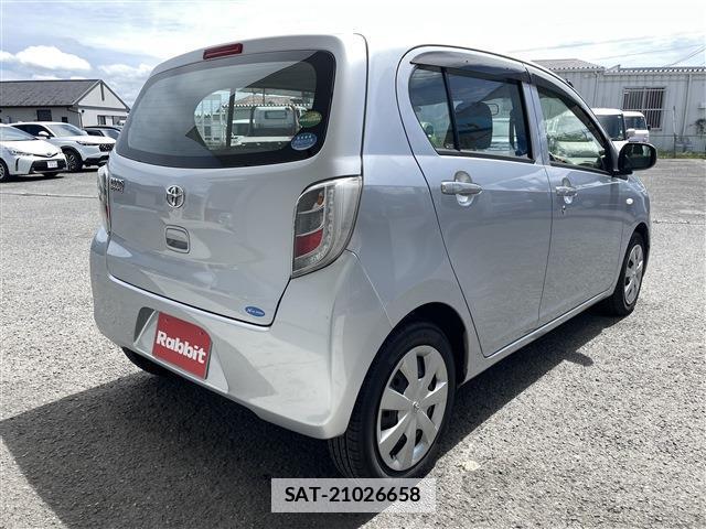 Toyota PIXIS EPOCH 2016-03 7792943-5