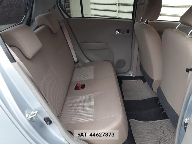 Toyota PIXIS EPOCH 2012-06 7804324-17