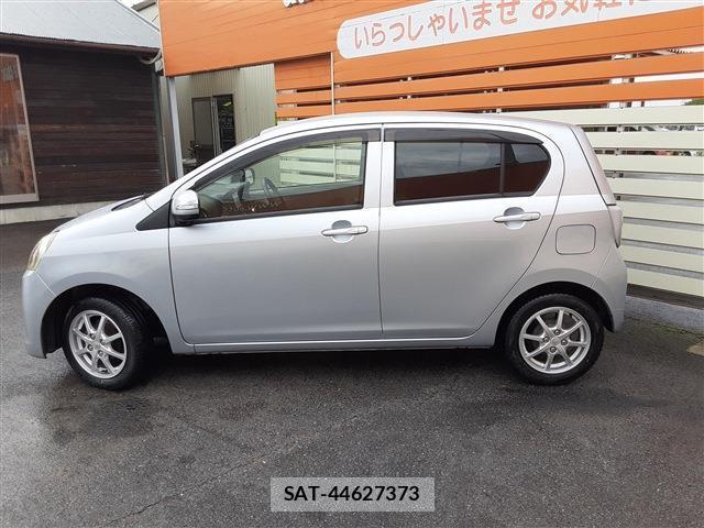 Toyota PIXIS EPOCH 2012-06 7804324-3