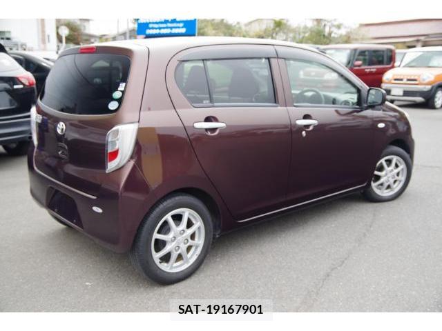Toyota PIXIS EPOCH 2015-07 7806417-3