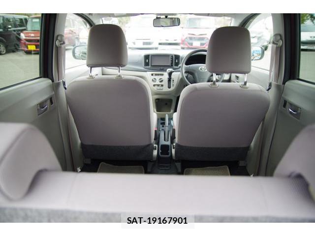 Toyota PIXIS EPOCH 2015-07 7806417-6