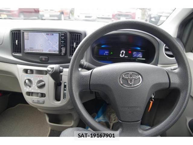 Toyota PIXIS EPOCH 2015-07 7806417-8