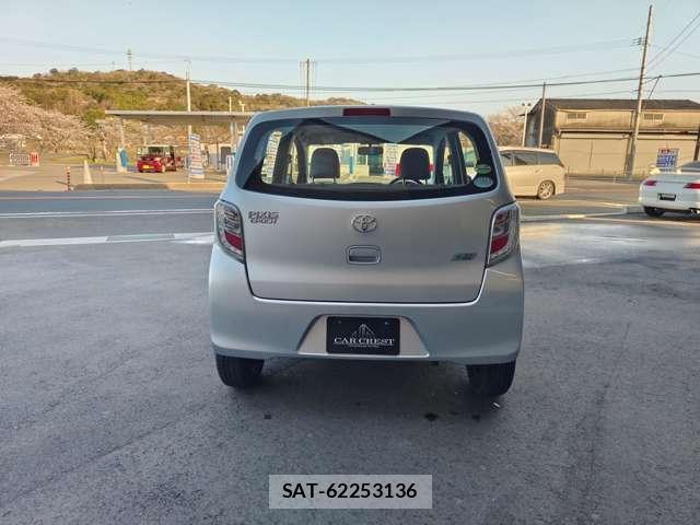 Toyota PIXIS EPOCH 2014-02 7808468-6