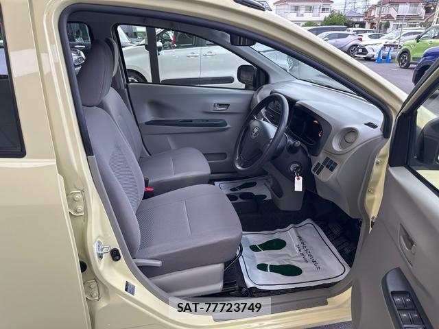 Toyota PIXIS EPOCH 2013-12 7808960-5