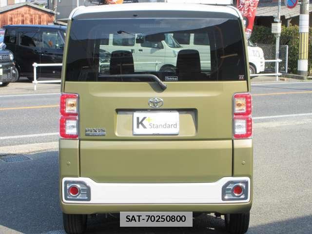 Toyota Pixis Mega 2021-04 7793230-5