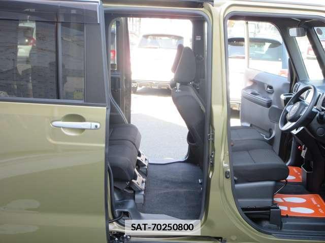 Toyota Pixis Mega 2021-04 7793230-7