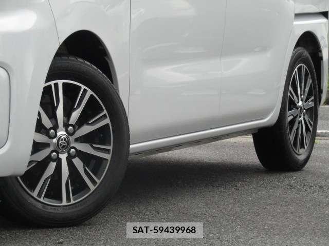 Toyota Pixis Mega 2022-07 7795508-14