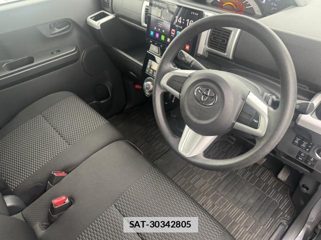 Toyota Pixis Mega 2018-12 7796886-12