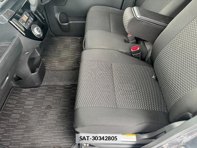 Toyota Pixis Mega 2018-12 7796886-15