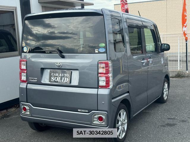 Toyota Pixis Mega 2018-12 7796886-8