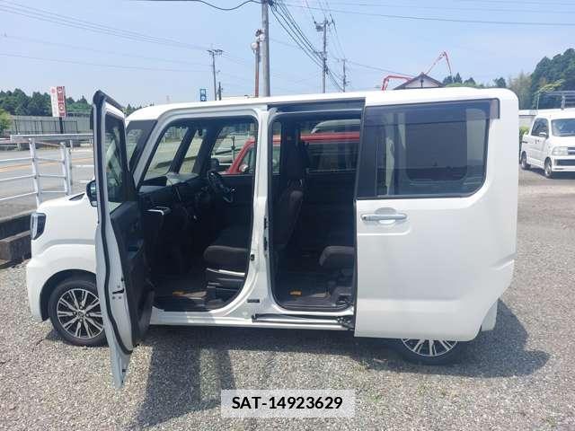 Toyota Pixis Mega 2019-01 7797343-2