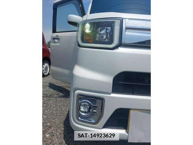 Toyota Pixis Mega 2019-01 7797343-5