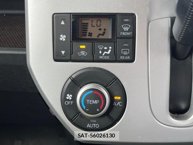 Toyota Pixis Mega 2016-03 7798182-5