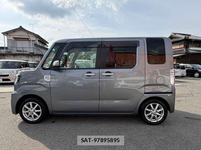 Toyota Pixis Mega 2017-02 7798225-9