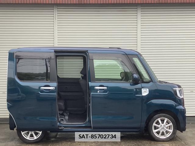 Toyota Pixis Mega 2021-04 7801349-3