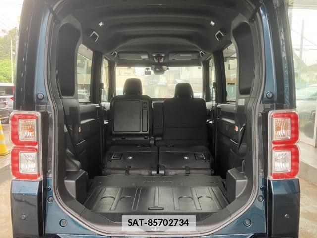 Toyota Pixis Mega 2021-04 7801349-7