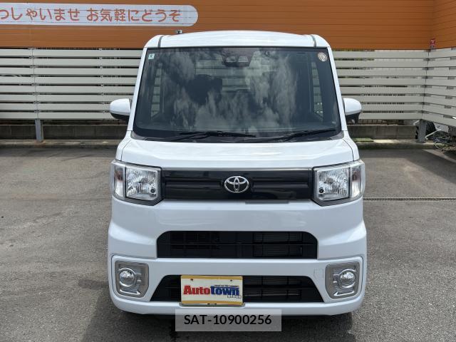 Toyota Pixis Mega 2022-08 7802644-10