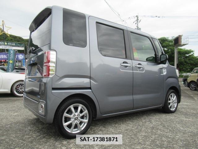 Toyota Pixis Mega 2021-02 7802721-2