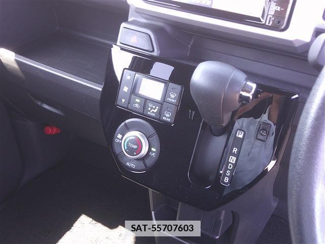 Toyota Pixis Mega 2021-03 7802939-18