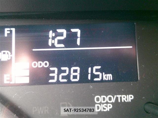 Toyota Pixis Mega 2017-09 7802954-1