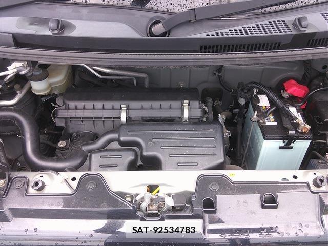 Toyota Pixis Mega 2017-09 7802954-19