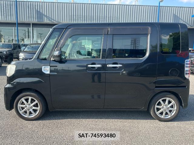 Toyota Pixis Mega 2017-04 7803539-7
