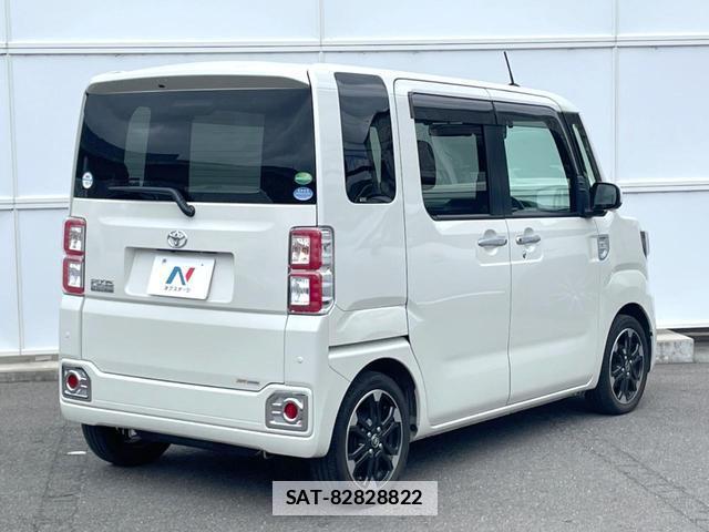 Toyota Pixis Mega 2020-02 7804091-16