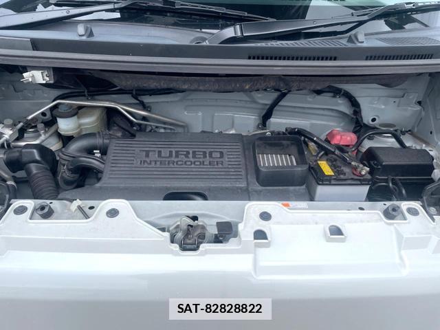 Toyota Pixis Mega 2020-02 7804091-17