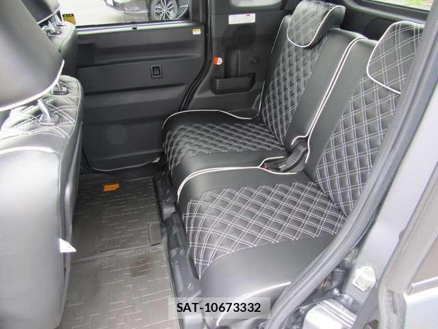 Toyota Pixis Mega 2020-07 7808278-12
