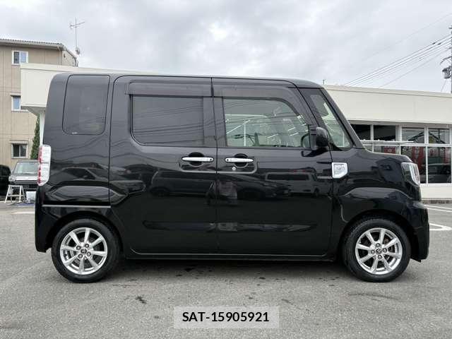 Toyota Pixis Mega 2018-04 7809915-11