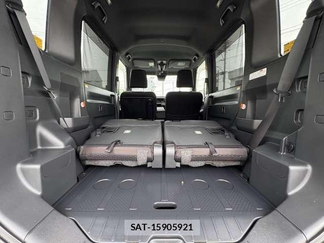 Toyota Pixis Mega 2018-04 7809915-16
