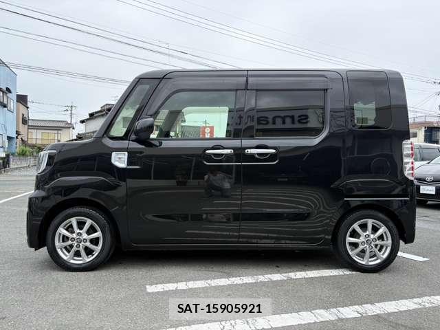 Toyota Pixis Mega 2018-04 7809915-9