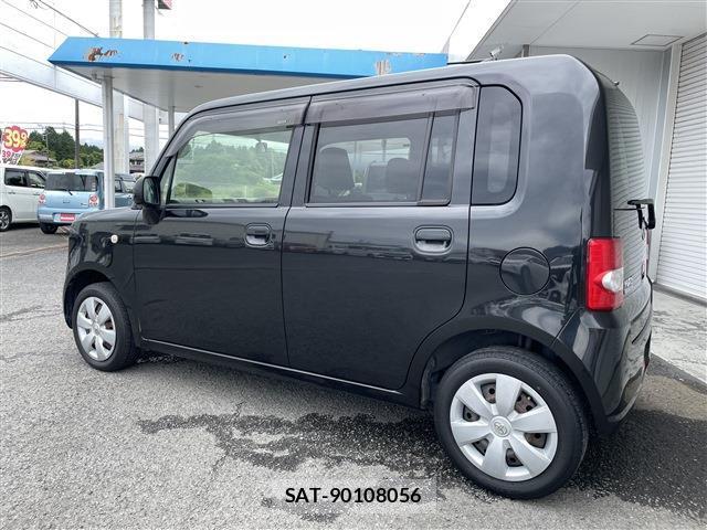 Toyota PIXIS SPACE 2013 7792971-9
