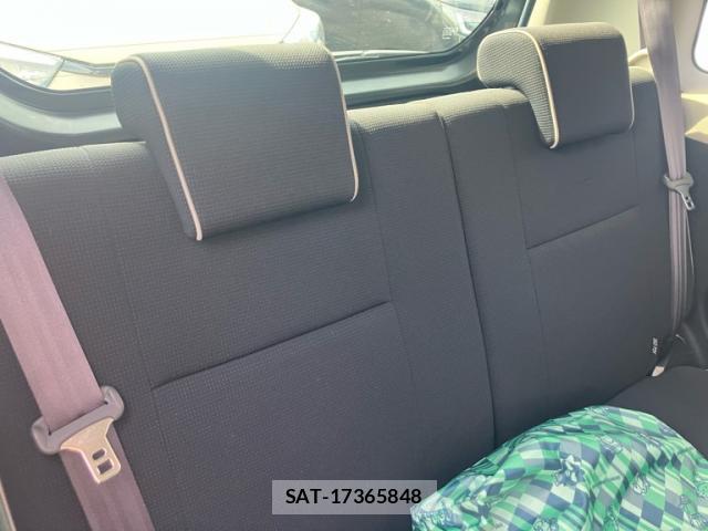 Toyota PIXIS SPACE 2013-07 7799964-11