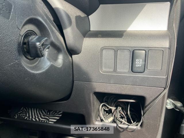 Toyota PIXIS SPACE 2013-07 7799964-17