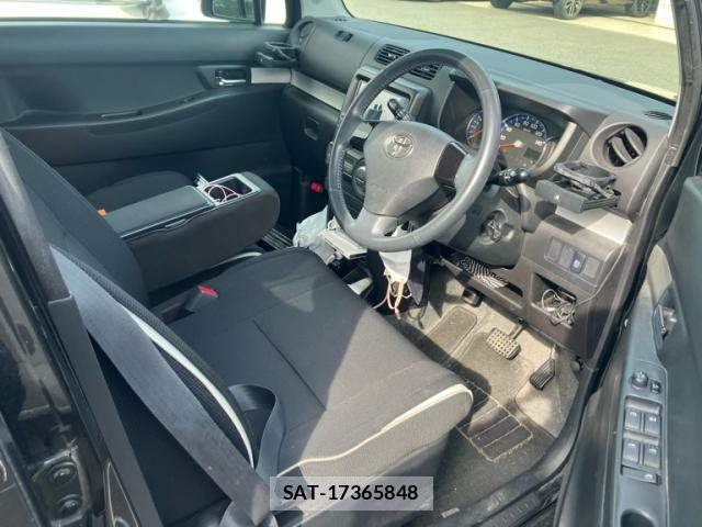 Toyota PIXIS SPACE 2013-07 7799964-8