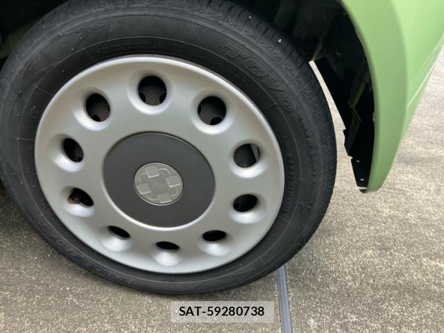 Toyota PIXIS SPACE 2013-10 7799994-5