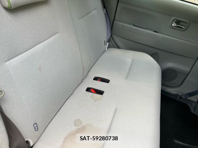 Toyota PIXIS SPACE 2013-10 7799994-8