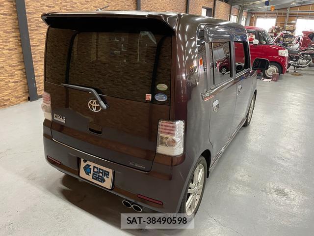 Toyota PIXIS SPACE 2012-02 7800890-1
