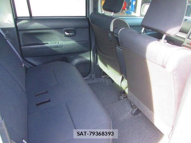 Toyota PIXIS SPACE 2013-07 7803389-17